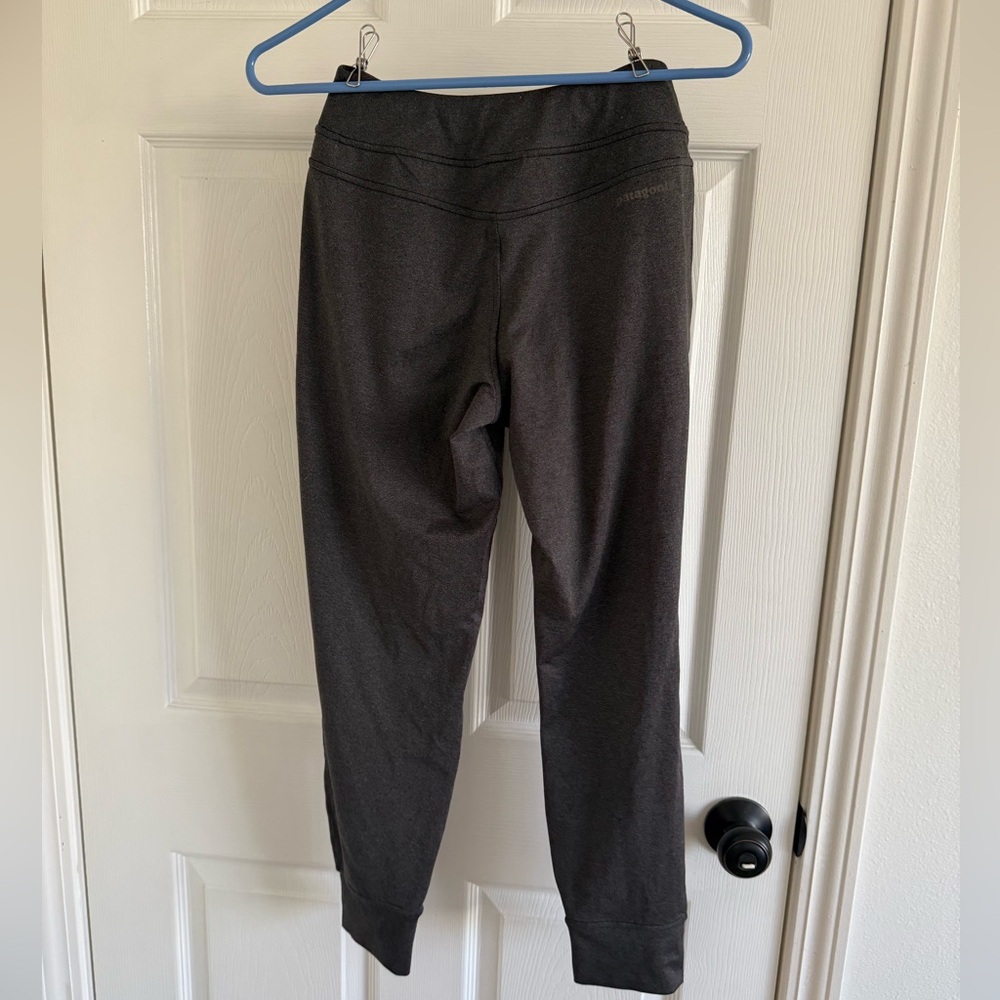 Patagonia Women’s Pack Out Joggers - Picture 2 of 2